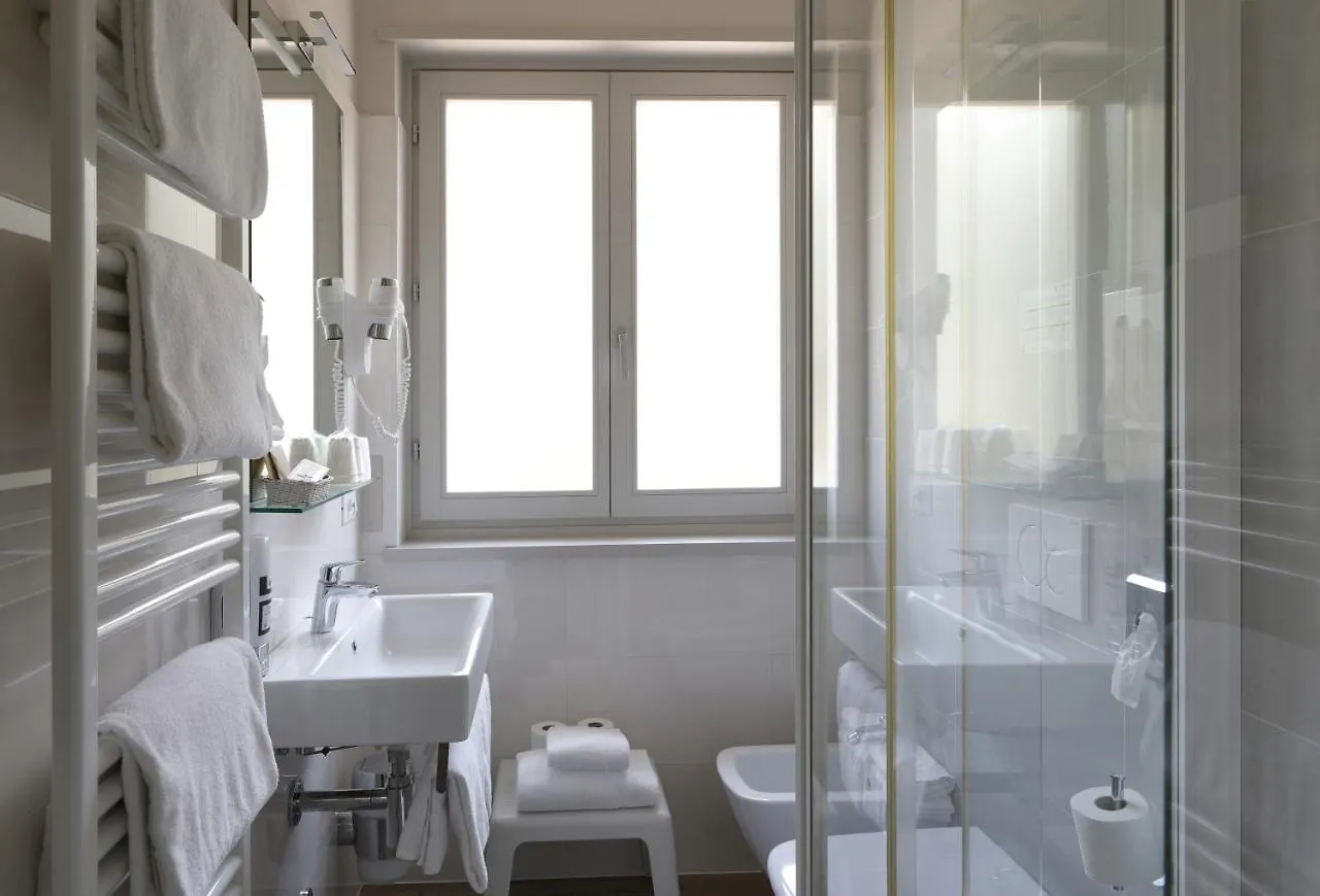 Eco Hotel Benacus Malcesine 3*,